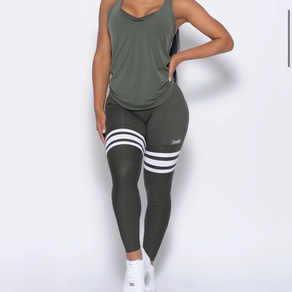 Bombshell xs perform thigh highs